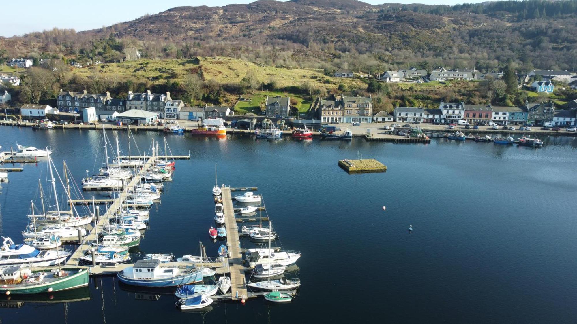 Hotel The Waterfront Tarbert  Esterno foto